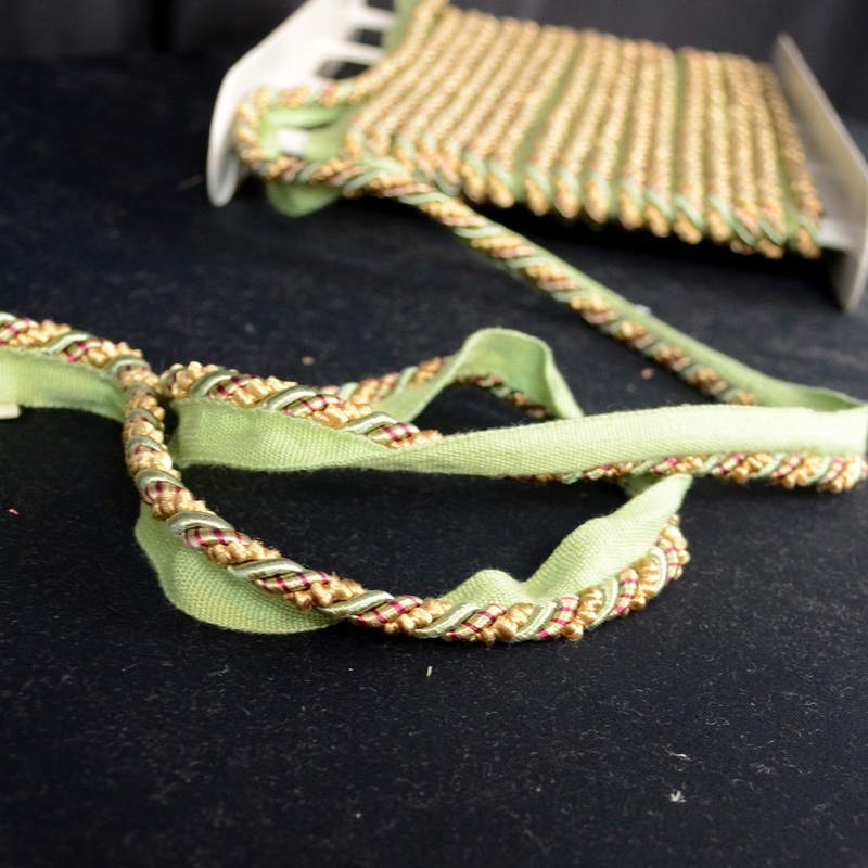 Cord 873 Childs Play Red Gold Green Lip Cord Trim
