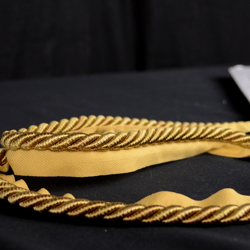 Mulberry BC10003 61 Gold Lip Cord Trim