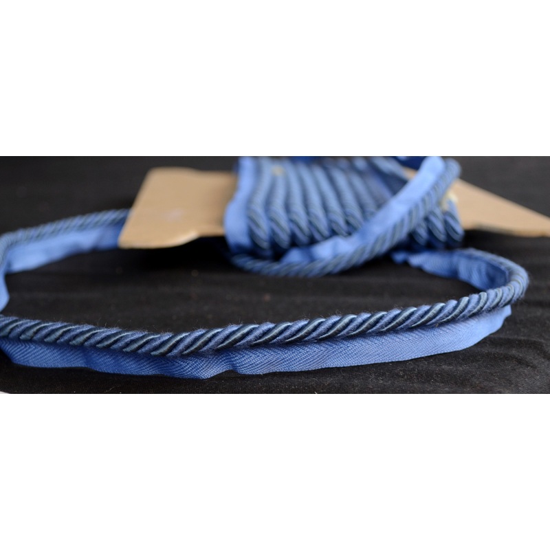 BC10008/WB 1/4 inch Blue Lip Cord Trim
