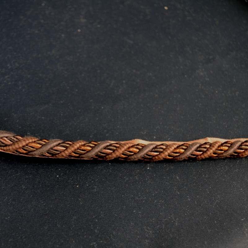CS300 Chocolate Brown Lip Cord Trim