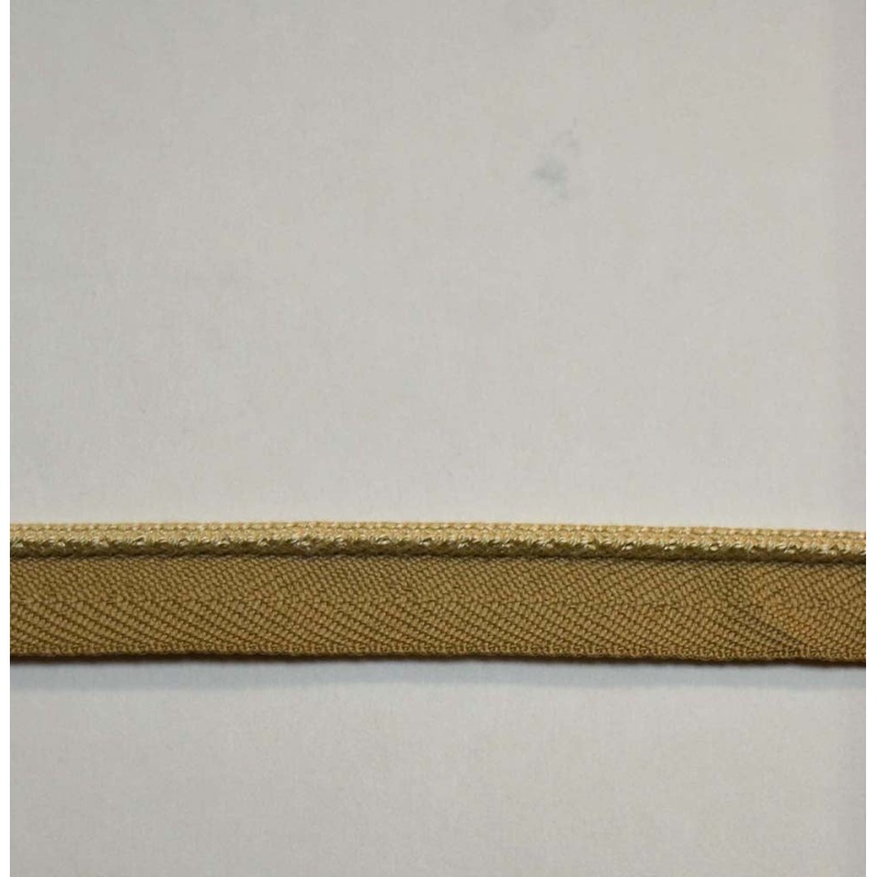 BM300 842 Gold Lip Cord Trim
